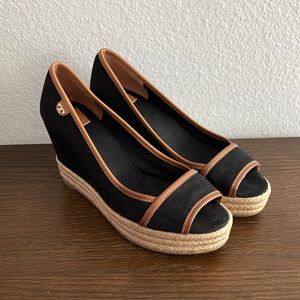 Tory Burch - Majorca Peep-Toe Canvas Wedge, Black/Tan size 8